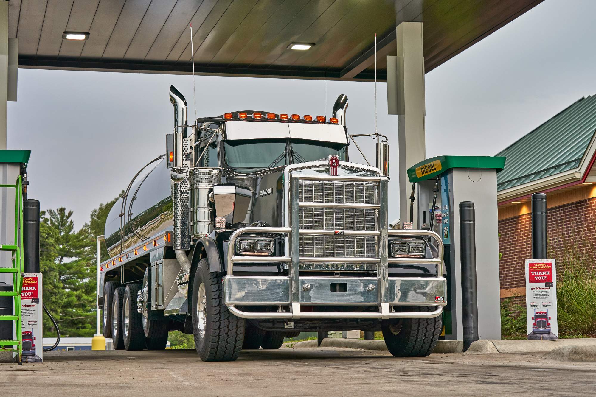 Jigsaw Puzzle What Has One Horn And Gives Milk?.. 247 pieces Jigidi