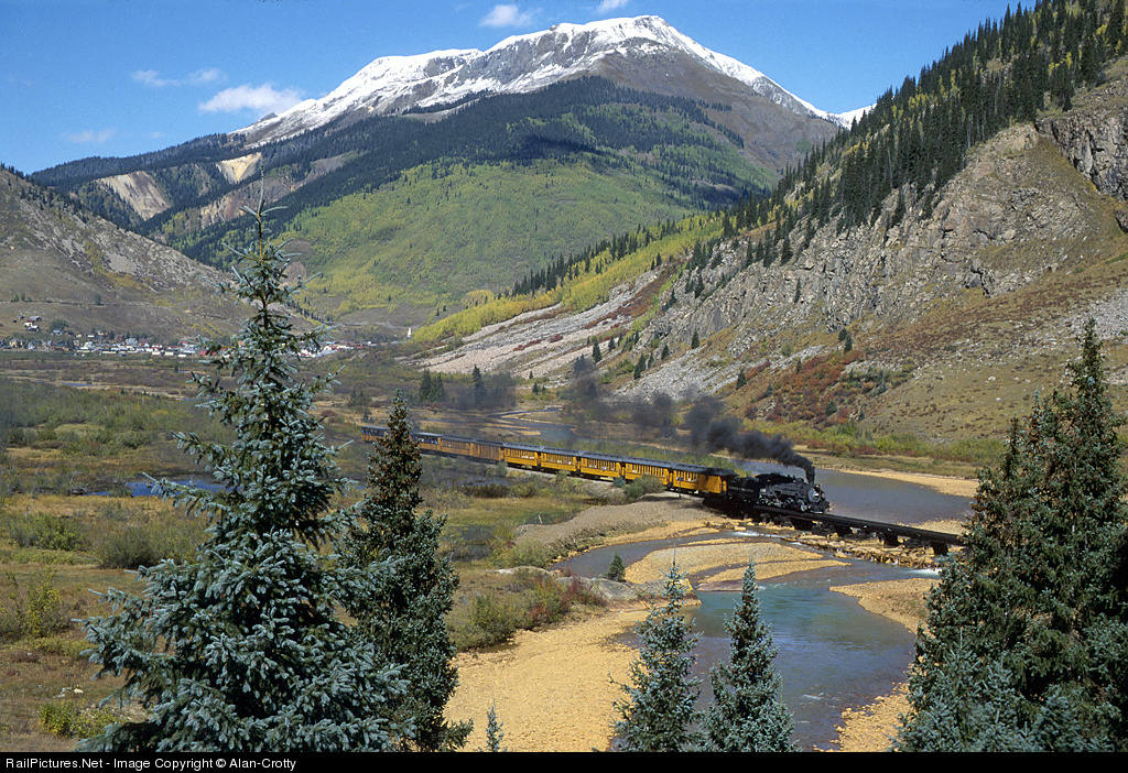 Solve 135Colorado, SilvertonDurango And Silverton Narrow Gauge Railroad jigsaw puzzle online