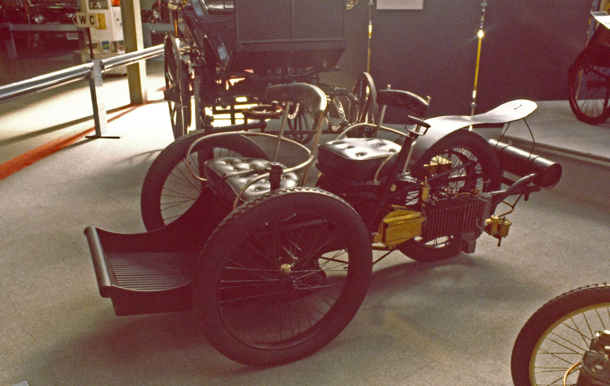 Boîte Vide Dugu Référence 10 - Tricycle Bernardi 1896 - Musée Turin - Rare