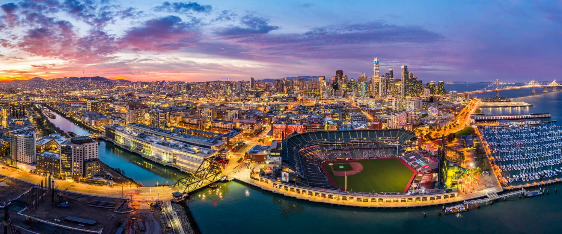 Solve San Francisco, California jigsaw puzzle online with 90 pieces