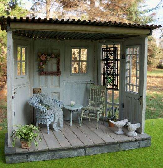 Solve Gazebo jigsaw puzzle online with 81 pieces