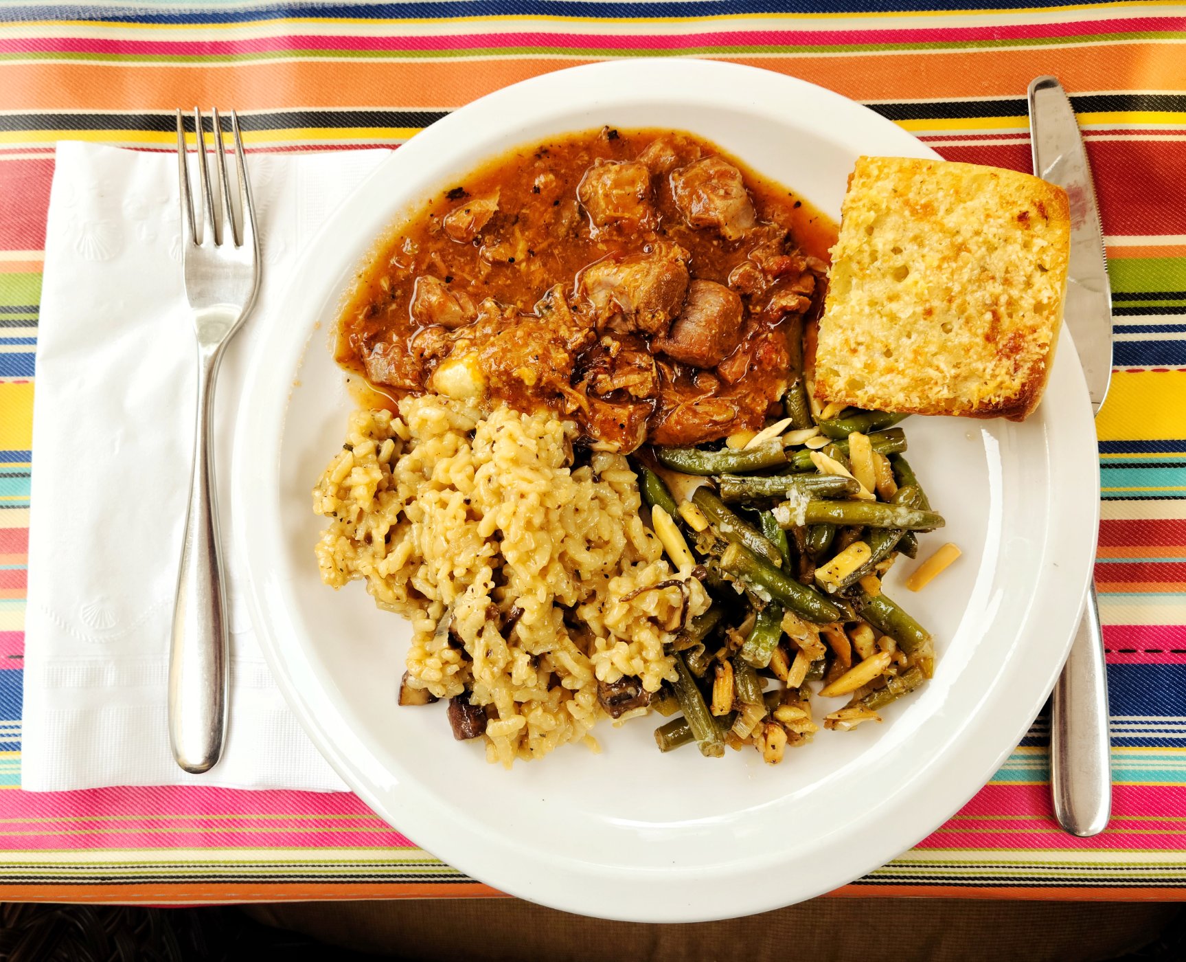 Solve Braised Veal Shanks with Mushroom Risotto, Sauteed Green Beans