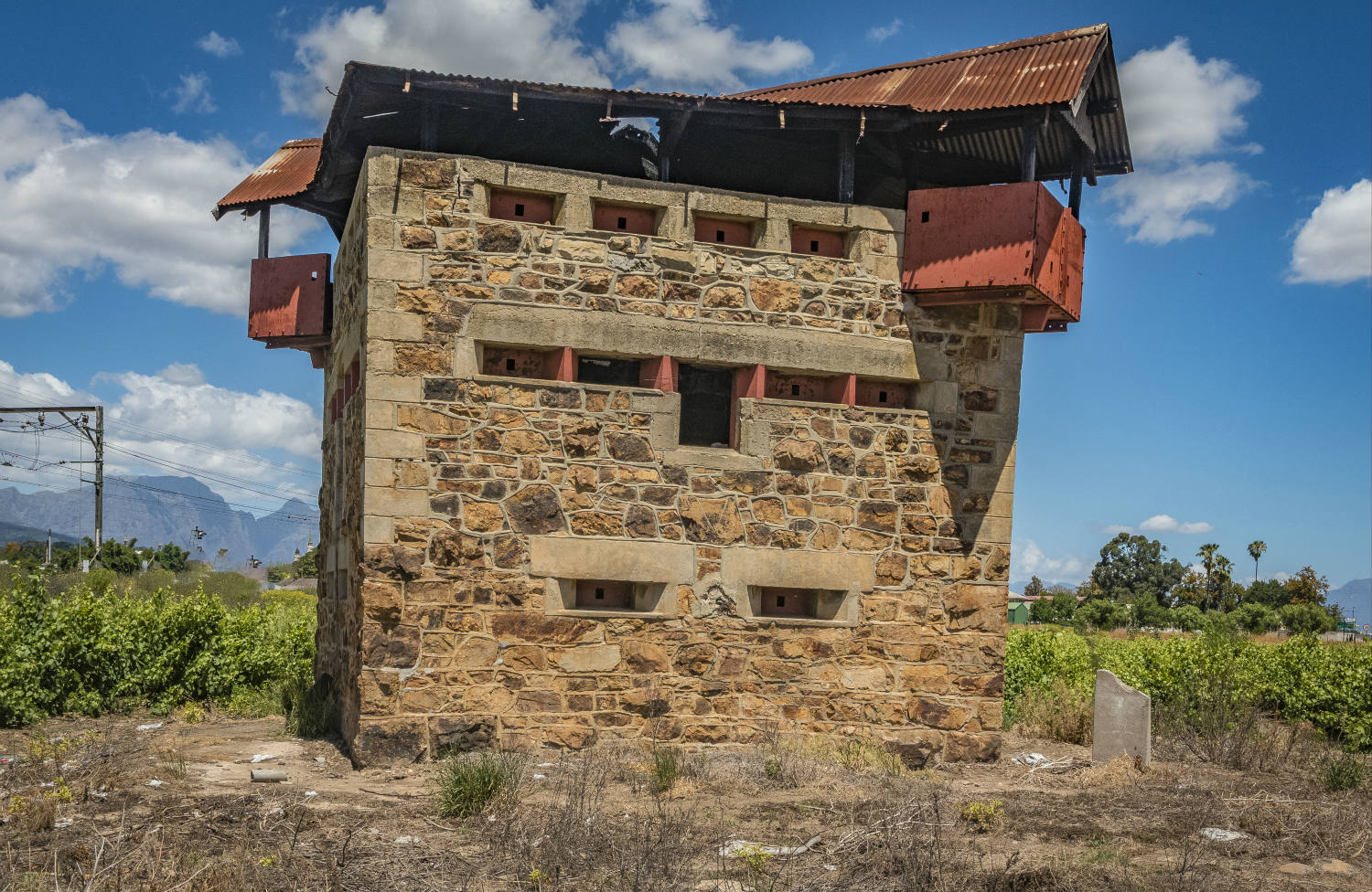 Solve AngloBoer War Blockhouse Wellington jigsaw puzzle online with 150 pieces