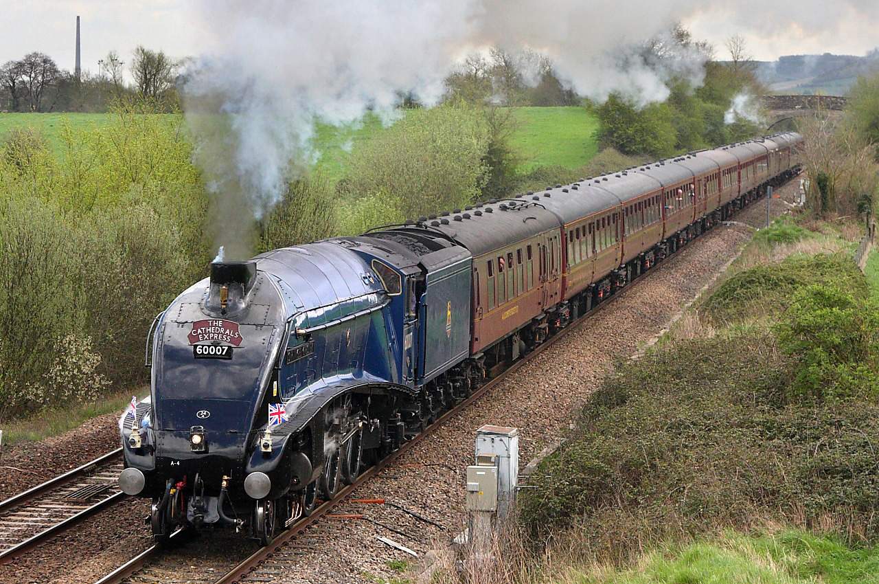 Solve LNER Class A4 4-6-2 60007 Sir Nigel Gresley at Fairwood. jigsaw ...