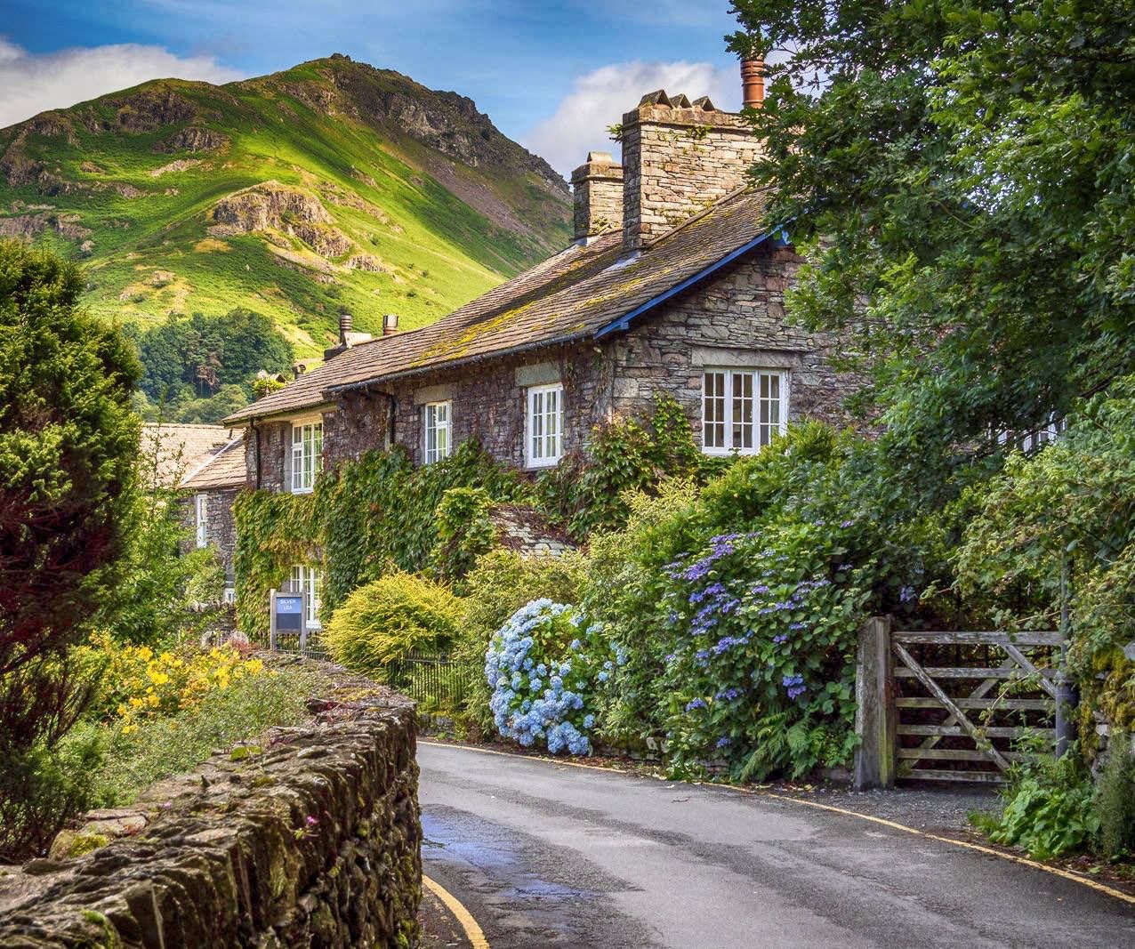 Solve Grasmere in the Lake District, UK jigsaw puzzle online with 304