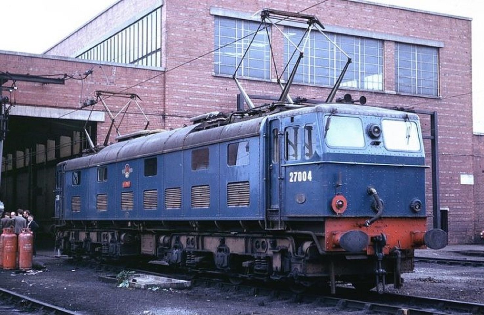 Solve BR Class 77 27004 Juno at Reddish depot. jigsaw puzzle online ...