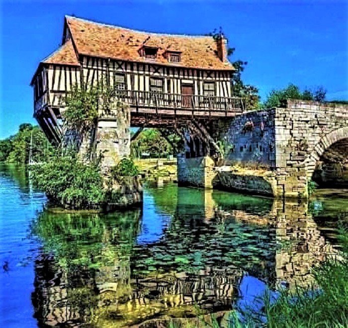 Solve OLD MILL, VERNON, FRANCE jigsaw puzzle online with 110 pieces
