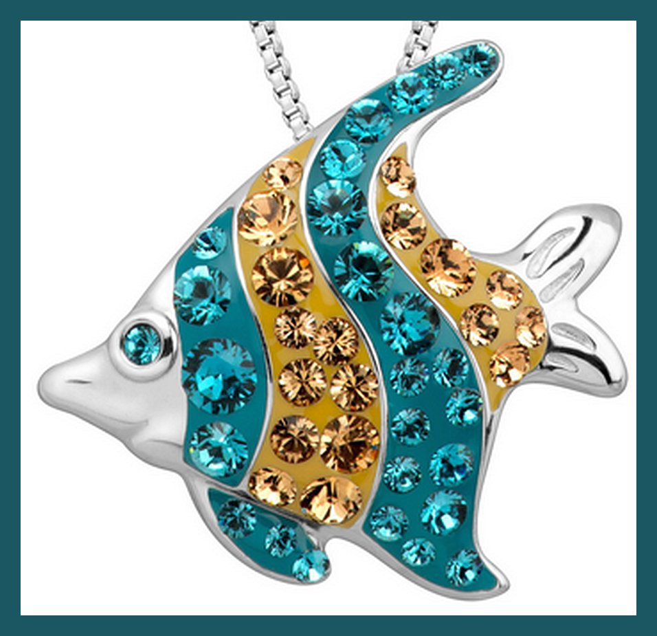Solve Swarovski Crystal Fish necklace pendant jigsaw puzzle online with