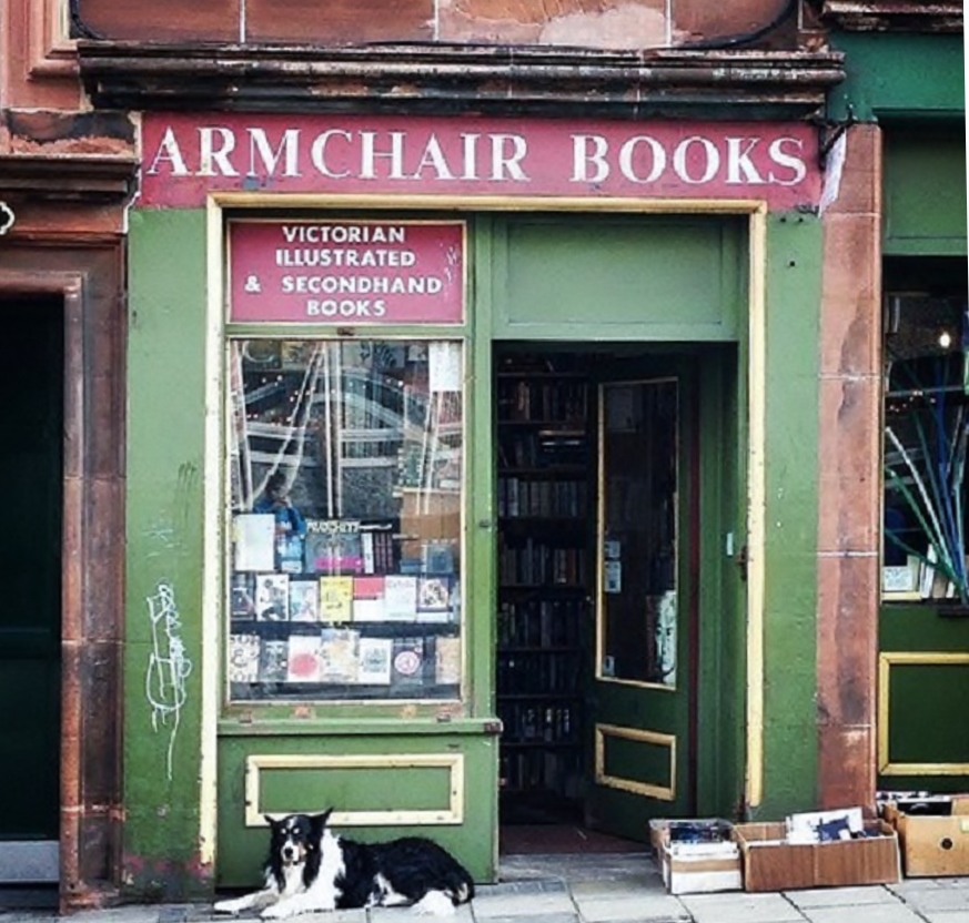 Solve Armchair Books Edinburgh Scotland jigsaw puzzle online with 182