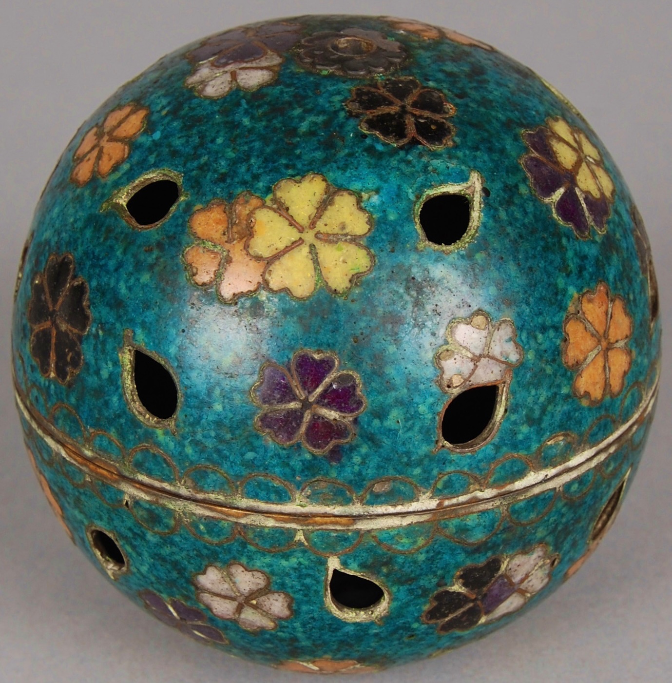 Solve handwarmer; incenseburner, ca. 17001890, Japan jigsaw puzzle