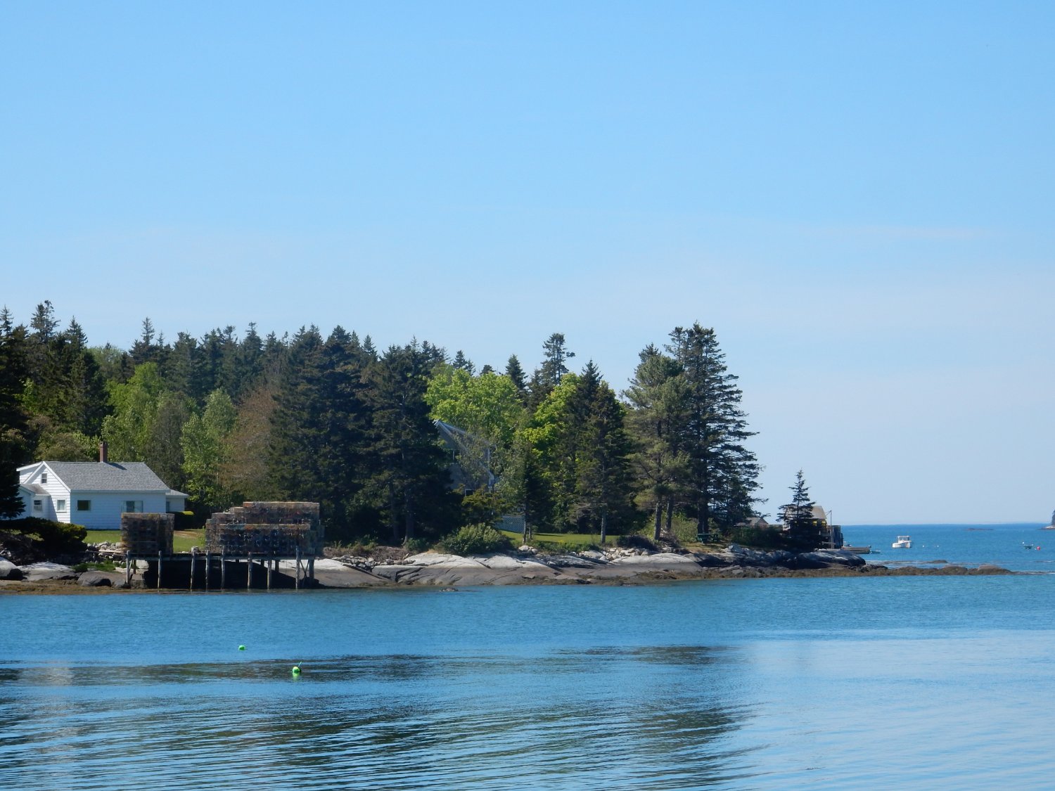 Solve Thomaston Maine Coastline jigsaw puzzle online with 20 pieces