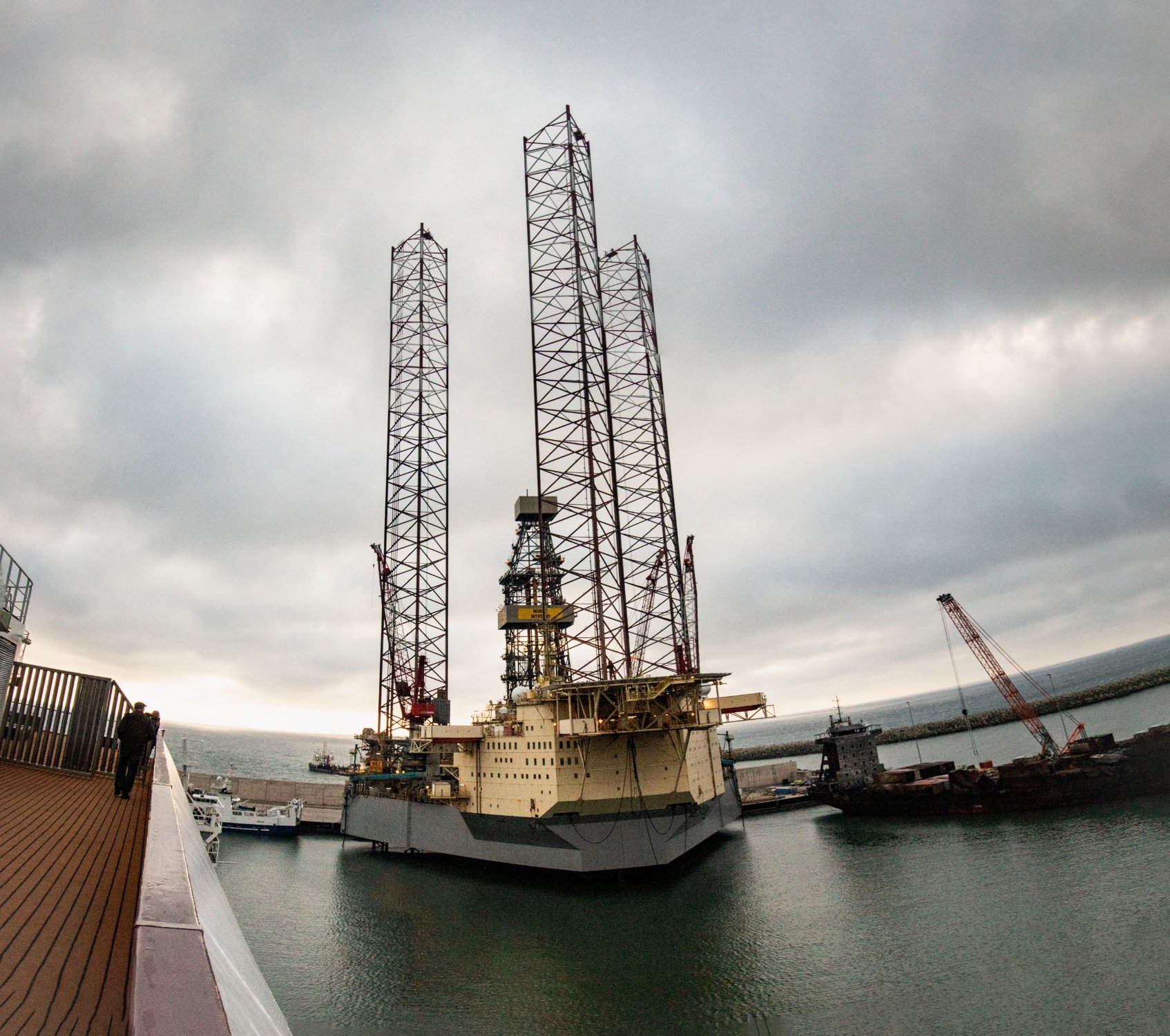 Solve Aberdeen 04-04-2025 Oil Rig Noble Intrepid verical panorama 01 ...