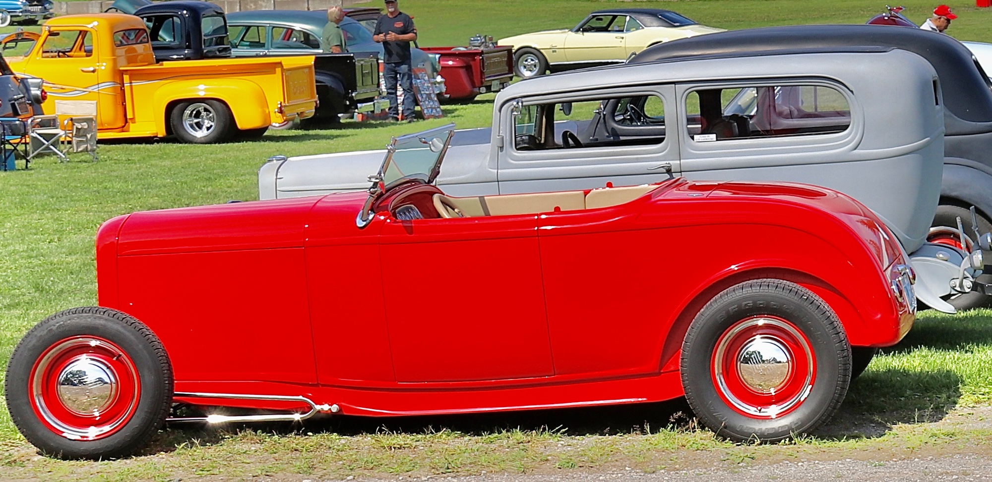 Solve Classic highboy jigsaw puzzle online with 595 pieces