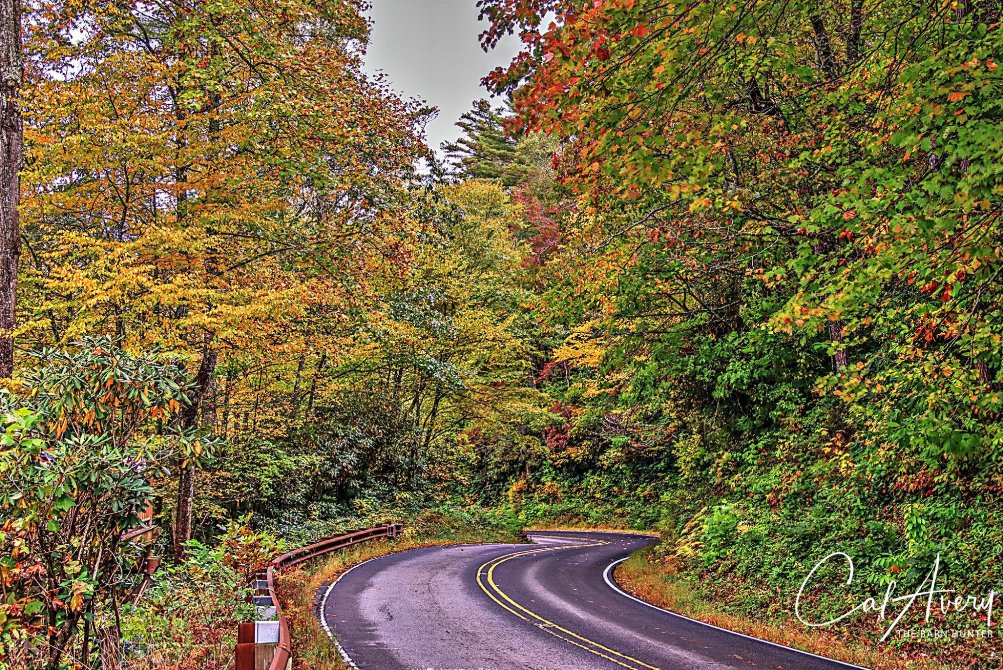 Solve Near Highlands, NC jigsaw puzzle online with 77 pieces