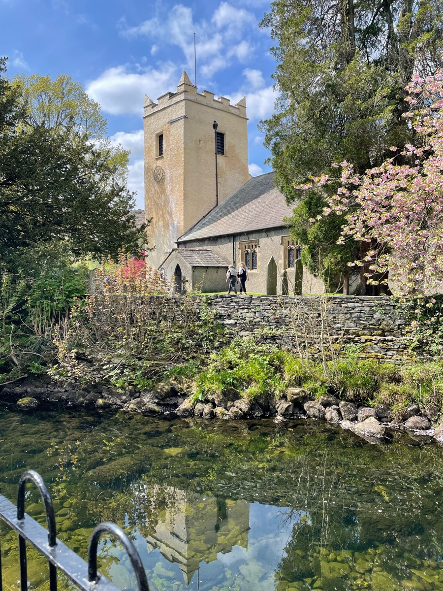Solve Church Grasmere jigsaw puzzle online with 108 pieces