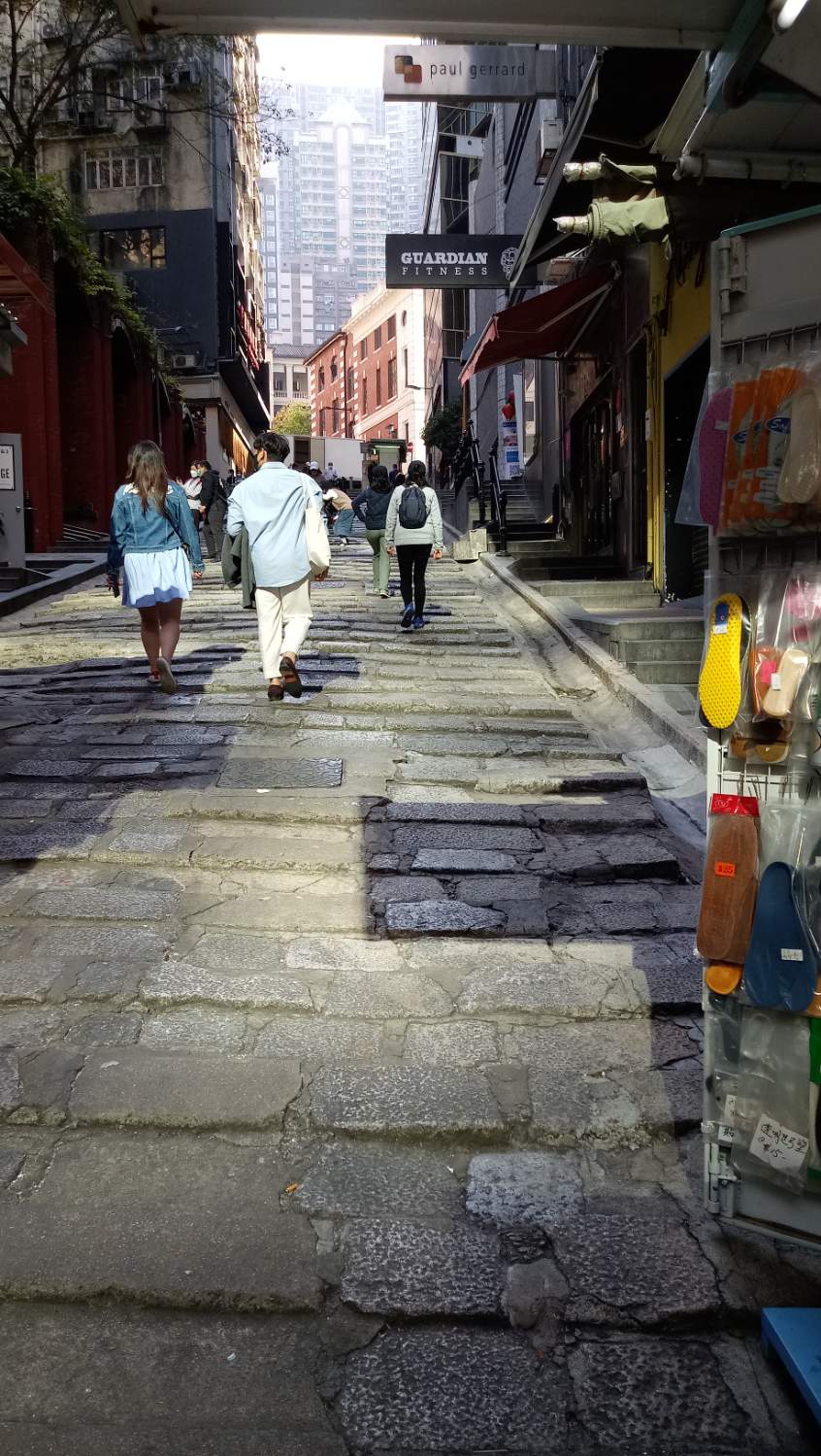 Solve Hong Kong (stone slab street) jigsaw puzzle online with 153 pieces