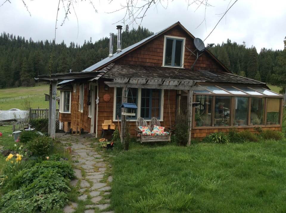 Solve Ashland, Oregon, off Dead Indian Rd. On Shell City Rd jigsaw