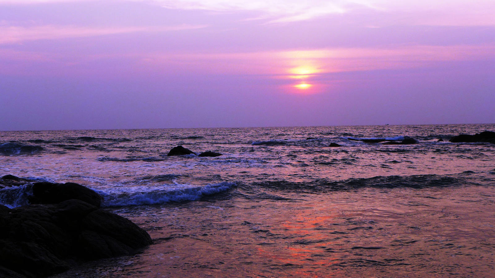 Solve sri lanka jigsaw puzzle online with 286 pieces