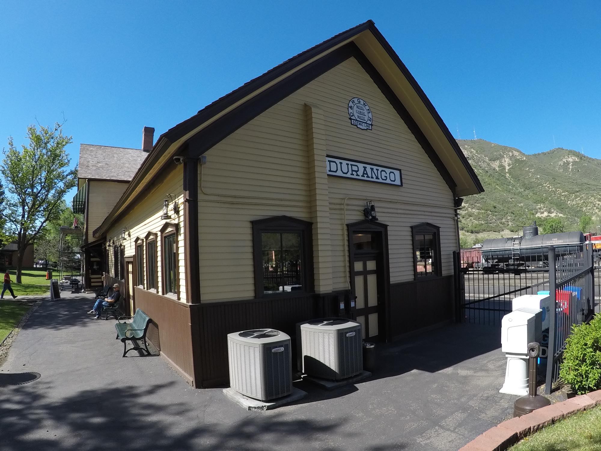 Solve Durango Colorado train station jigsaw puzzle online with 192 pieces