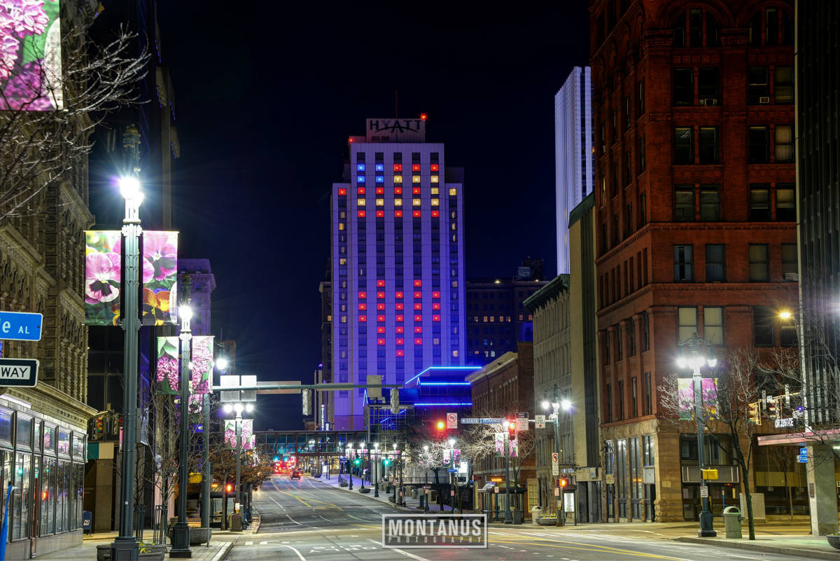 Solve City of Rochester, NY jigsaw puzzle online with 77 pieces