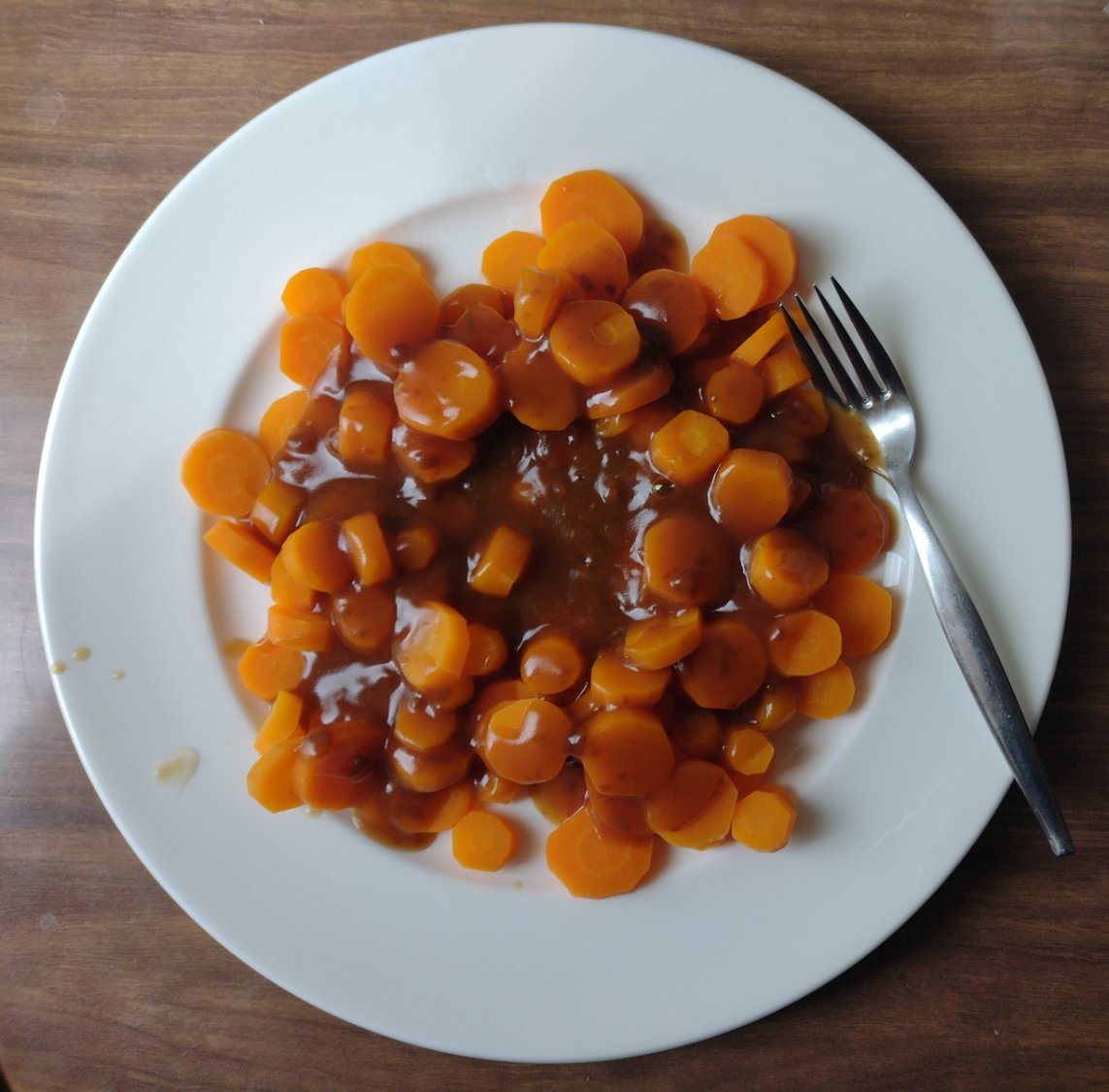 Solve Wobbly food carrots and gravy jigsaw puzzle online with 9 pieces