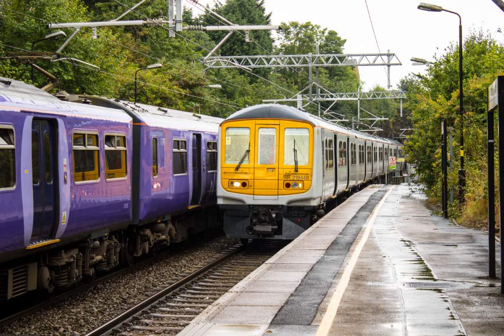 Solve Merseyrail City Line 08 08 2017 Thatto Heath Station BR Class 319 Solve merseyrail city line 08 08 2017 thatto heath station br class 319