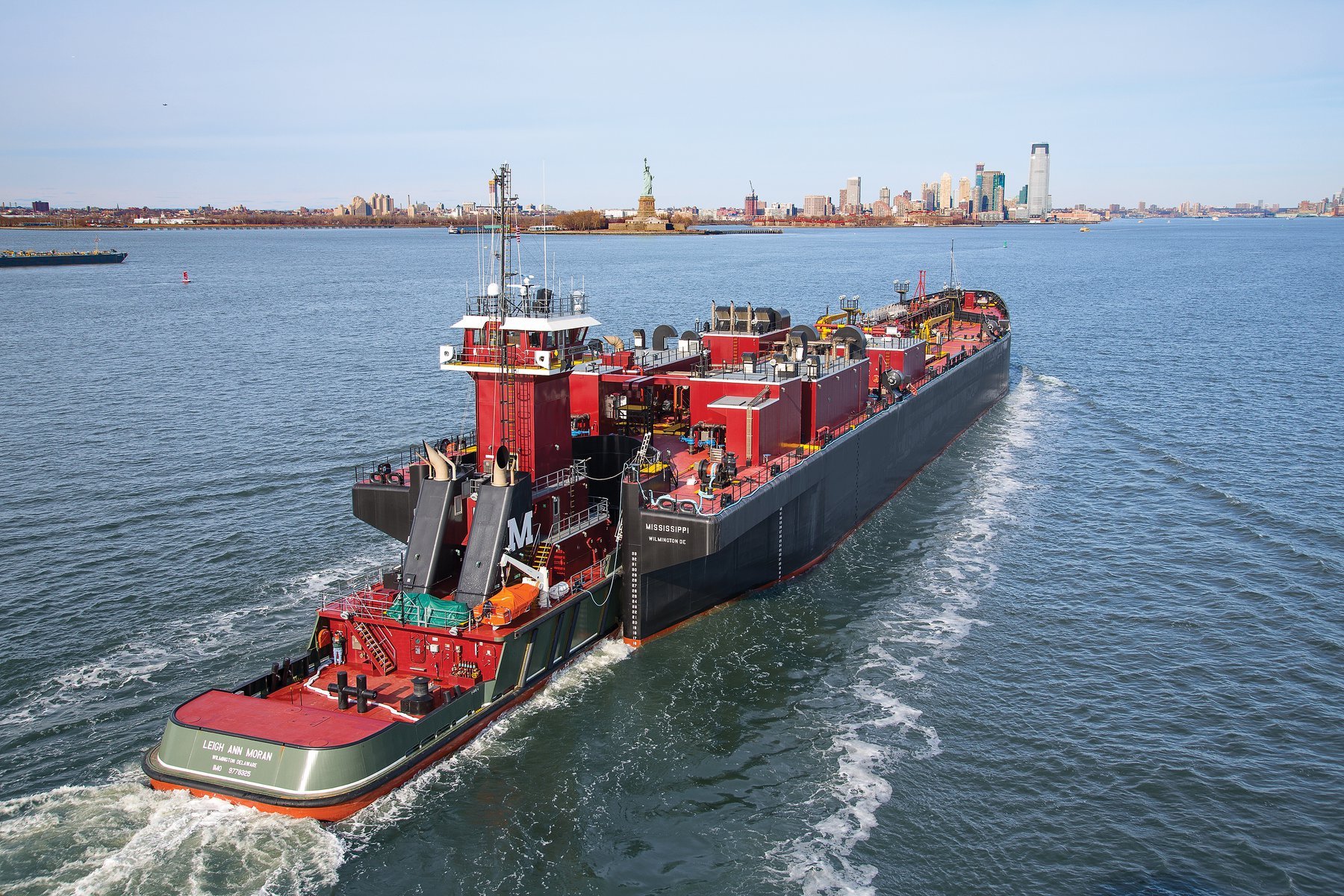 Solve ATB Leigh Ann MoranBarge Mississippi jigsaw puzzle online with