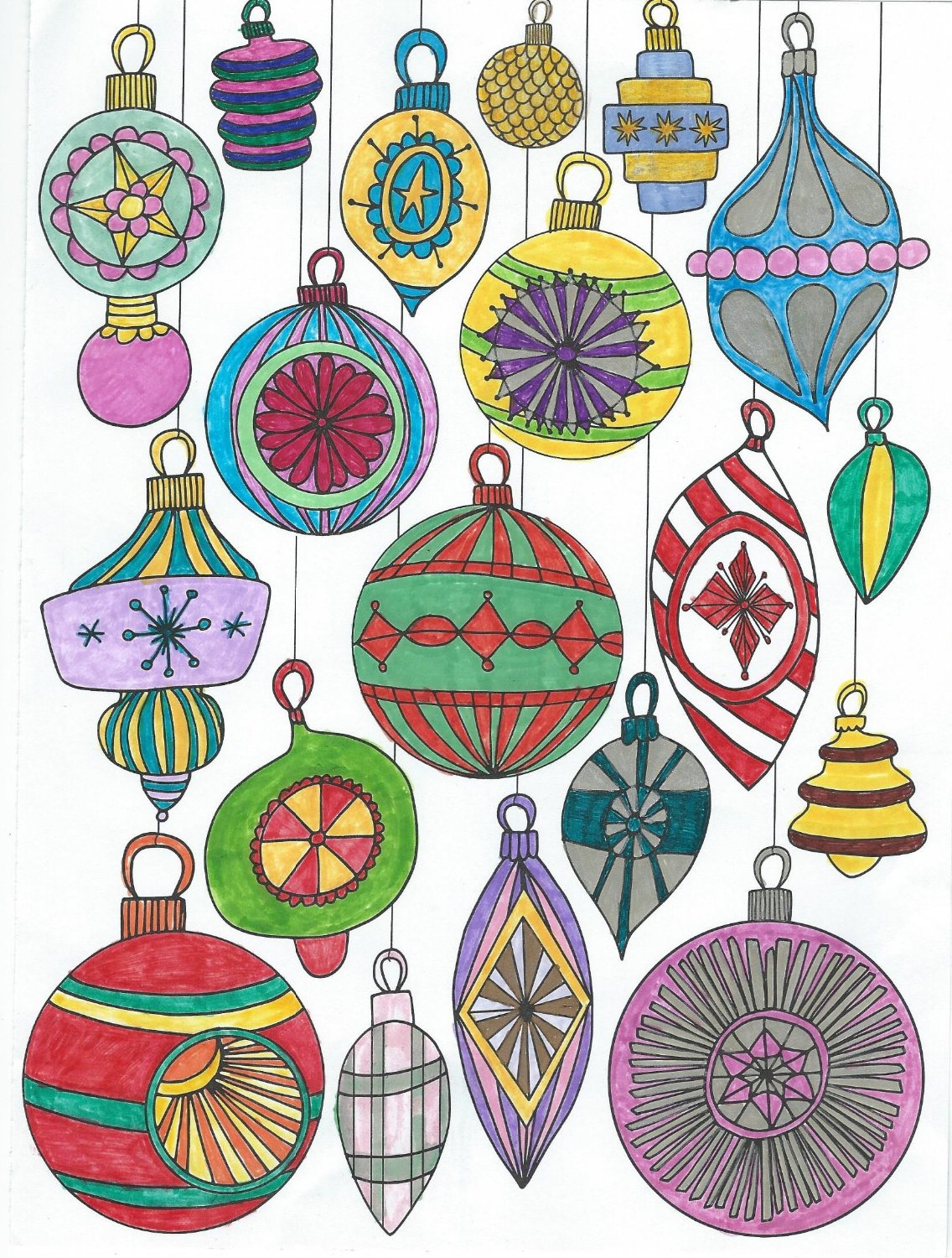 Solve Ornaments jigsaw puzzle online with 252 pieces