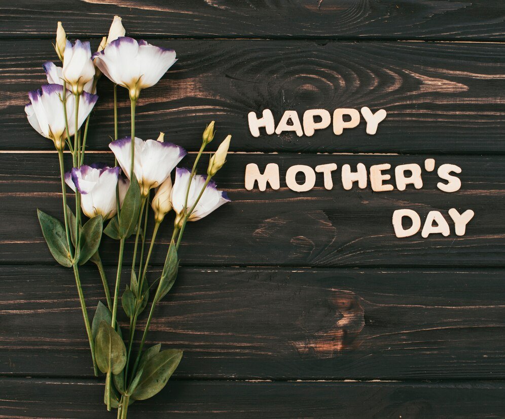 Solve Happy Mother's Day jigsaw puzzle online with 12 pieces