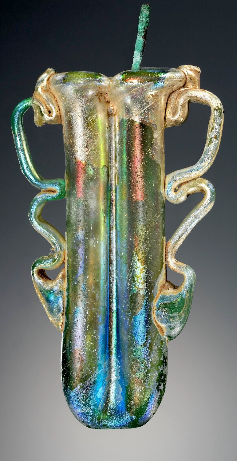 Solve Bipartite Kohl Tube, Roman Empire, 3rd4th century A.D. jigsaw