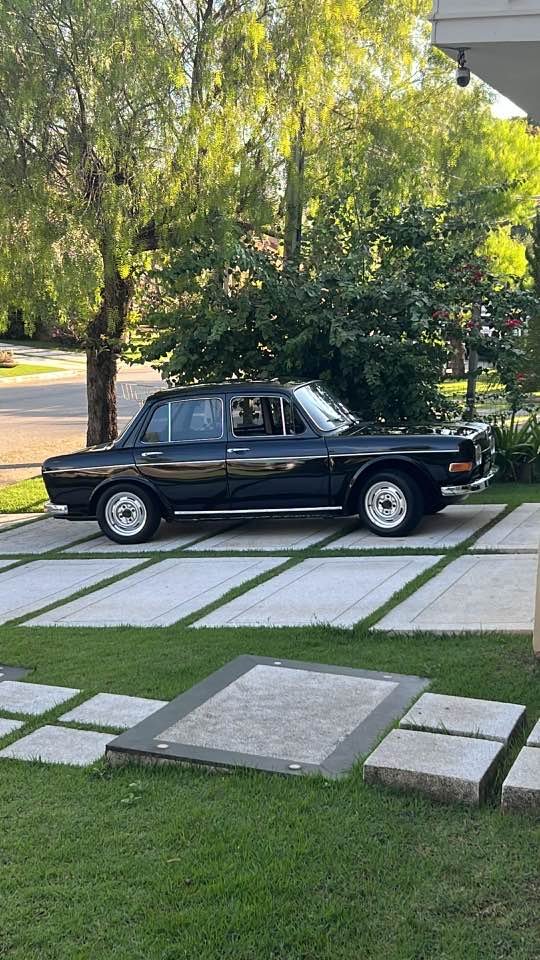 Solve VW Sedan jigsaw puzzle online with 144 pieces Solve VW Sedan jigsaw puzzle online with 144 pieces