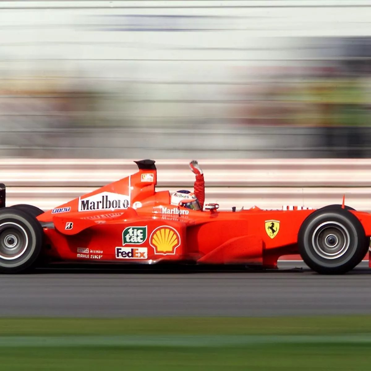 Solve Michael Schumacher 2000 World Championship jigsaw puzzle online