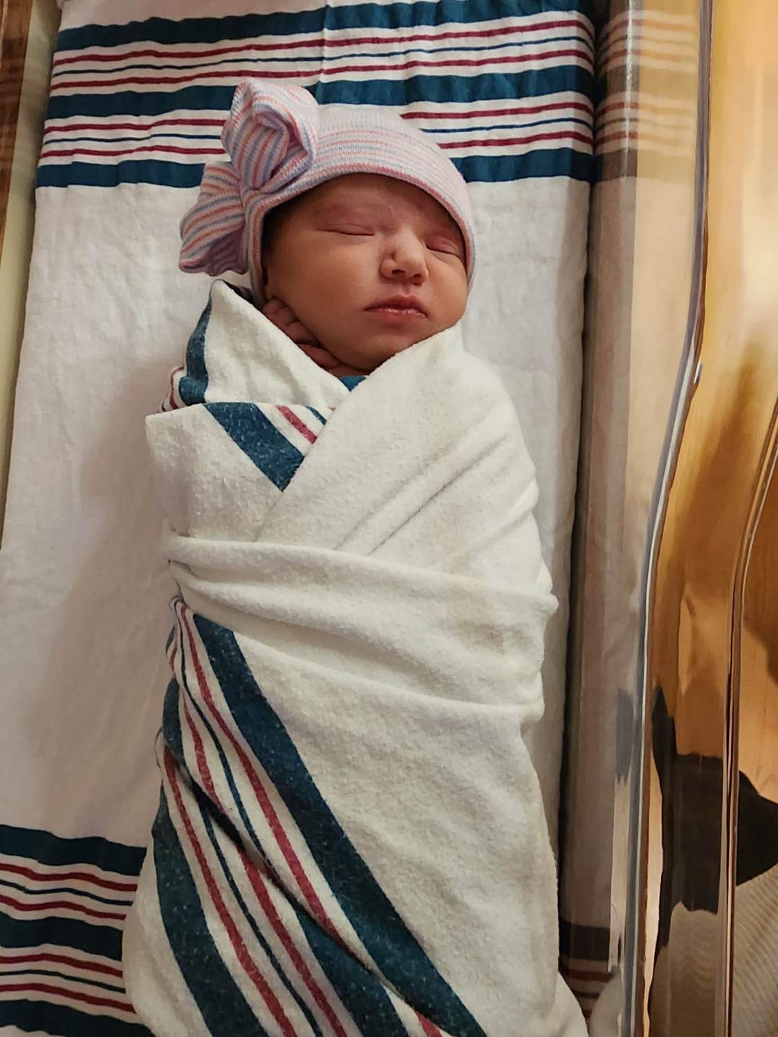 Solve Swaddle jigsaw puzzle online with 130 pieces