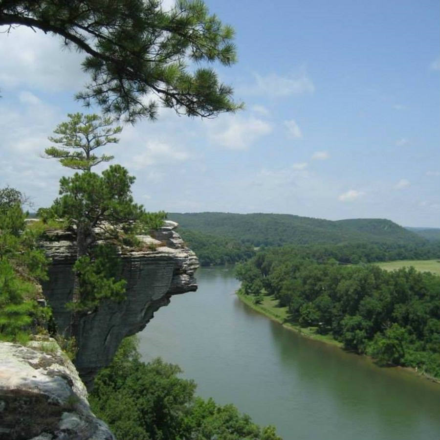 Solve City bluff Calico Rock, Arkansas jigsaw puzzle online with 81 pieces