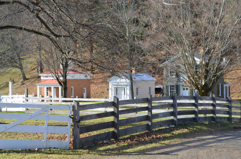 Solve Theme Fences jigsaw puzzle online with 12 pieces