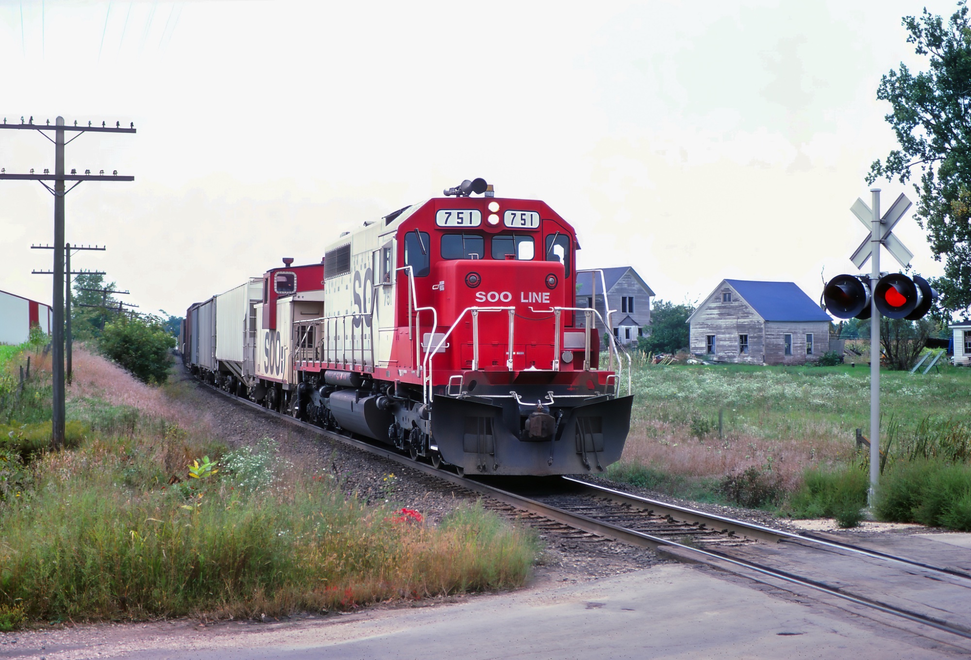Solve SOO SD40 751 Helper Byron Hill, I don’t remember when I shot this ...