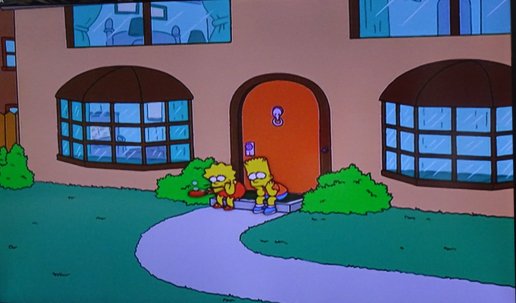 Solve Simpsons jigsaw puzzle online with 350 pieces