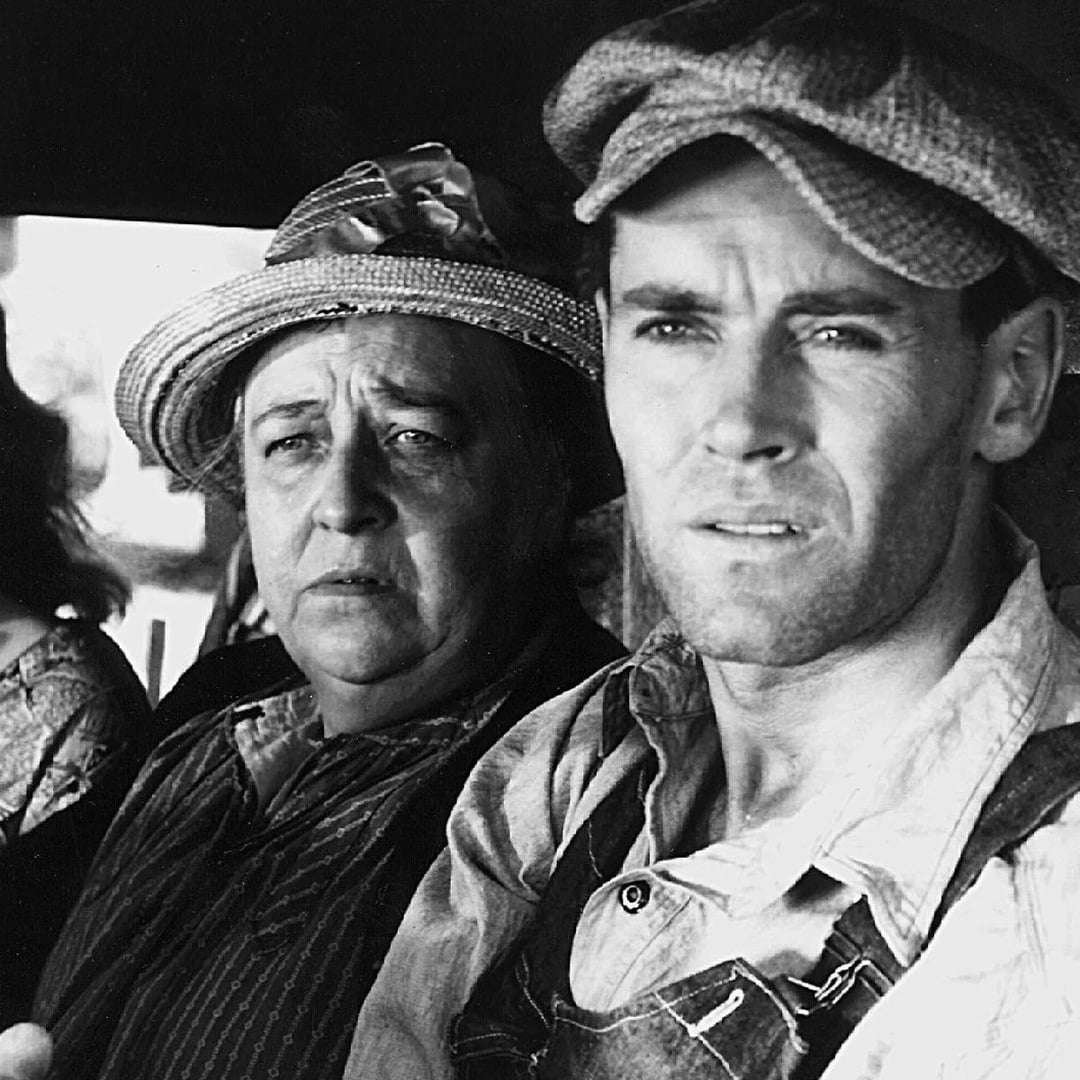 Solve Tom and Ma Joad jigsaw puzzle online with 64 pieces