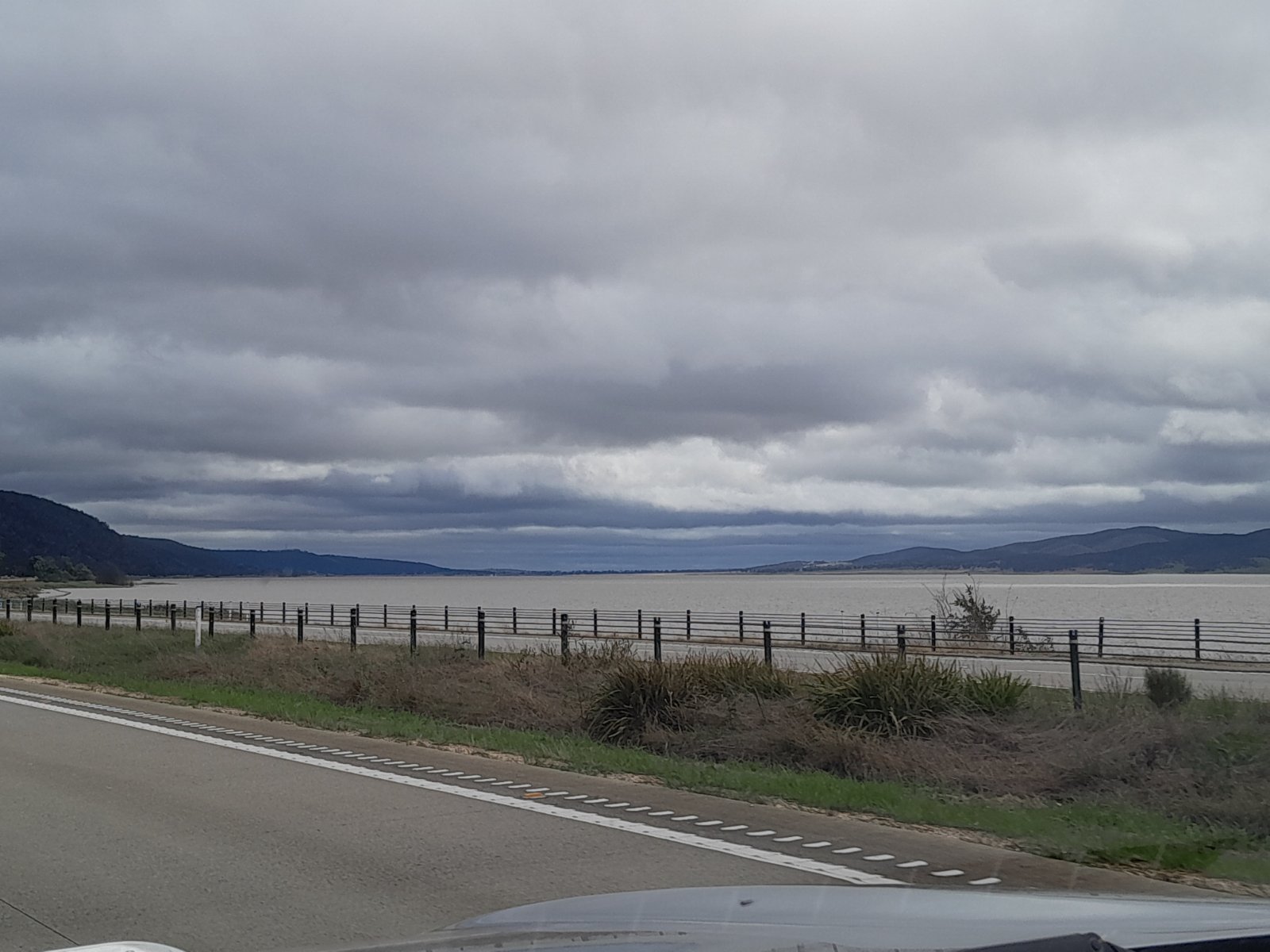 Solve Lake near Canberra, Aust jigsaw puzzle online with 48 pieces