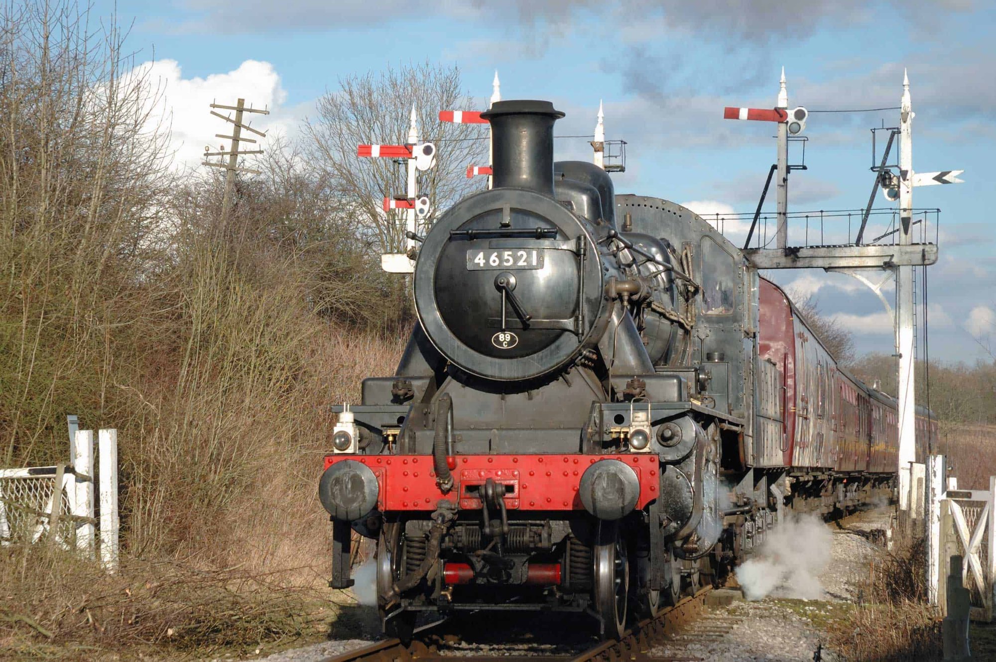 Solve LMS Ivatt Class 2 2-6-0 46521. jigsaw puzzle online with 117 pieces