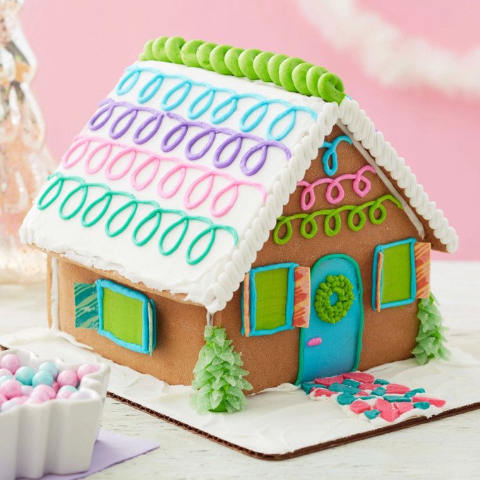 Spring Gingerbread Solve Spring Gingerbread House jigsaw puzzle online with 121 pieces
