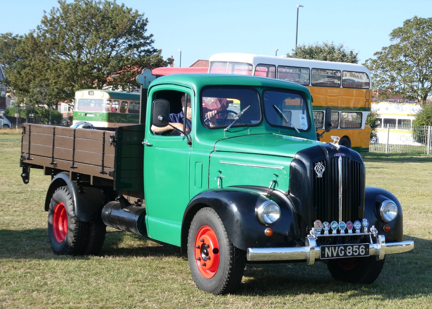拼图 |35 pieces |1960 Austin 301 Dropside Truck | Jigidi