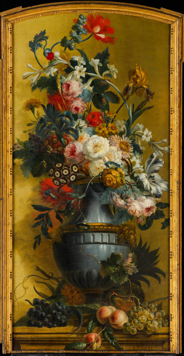 Solve Flowers in a Blue Vase jigsaw puzzle online with 200 pieces
