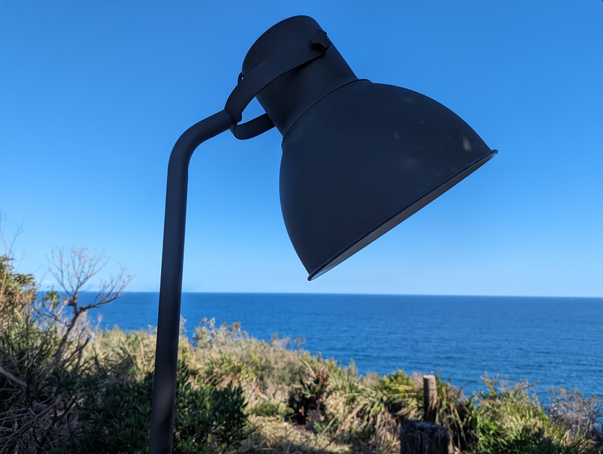 solve-lamp-jigsaw-puzzle-online-with-336-pieces
