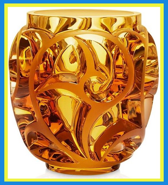 Solve Lalique 1928, Tourbillon Vase jigsaw puzzle online with 72 pieces