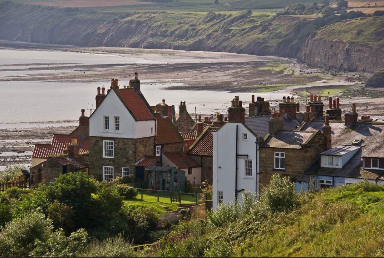 Solve Robin Hood’s Bay, North Yorkshire, ENGLAND 🇬🇧 jigsaw puzzle ...