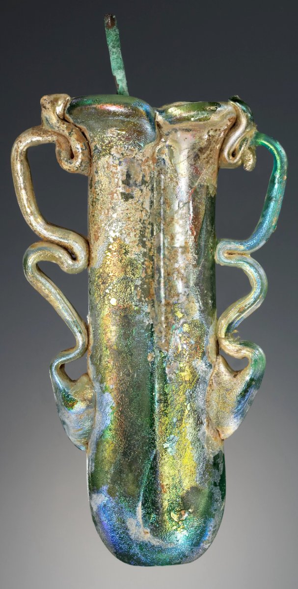 Solve Bipartite Kohl Tube, Roman Empire, 3rd4th century A.D. jigsaw